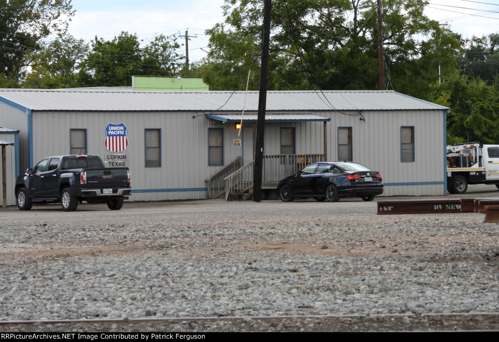 UP Yard Office